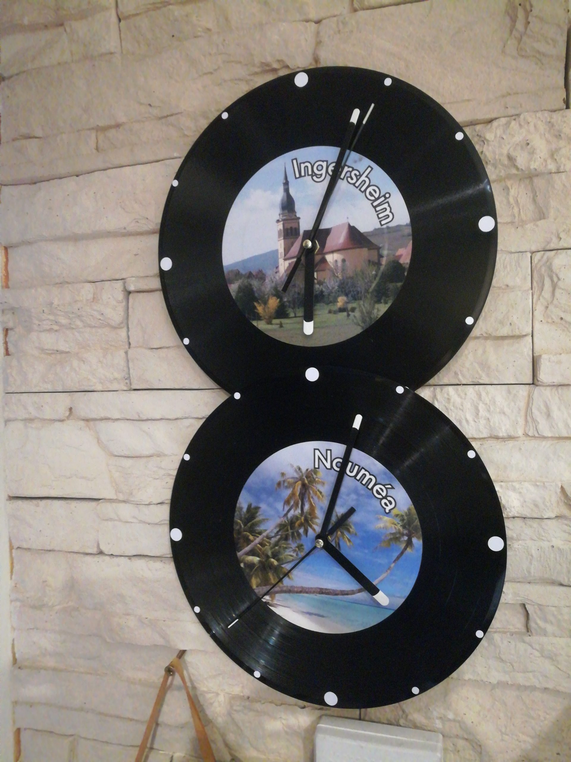 horloge-vinyle-vinylworkprocess-creation-graphique-graphical-activity-graphiste-moselle